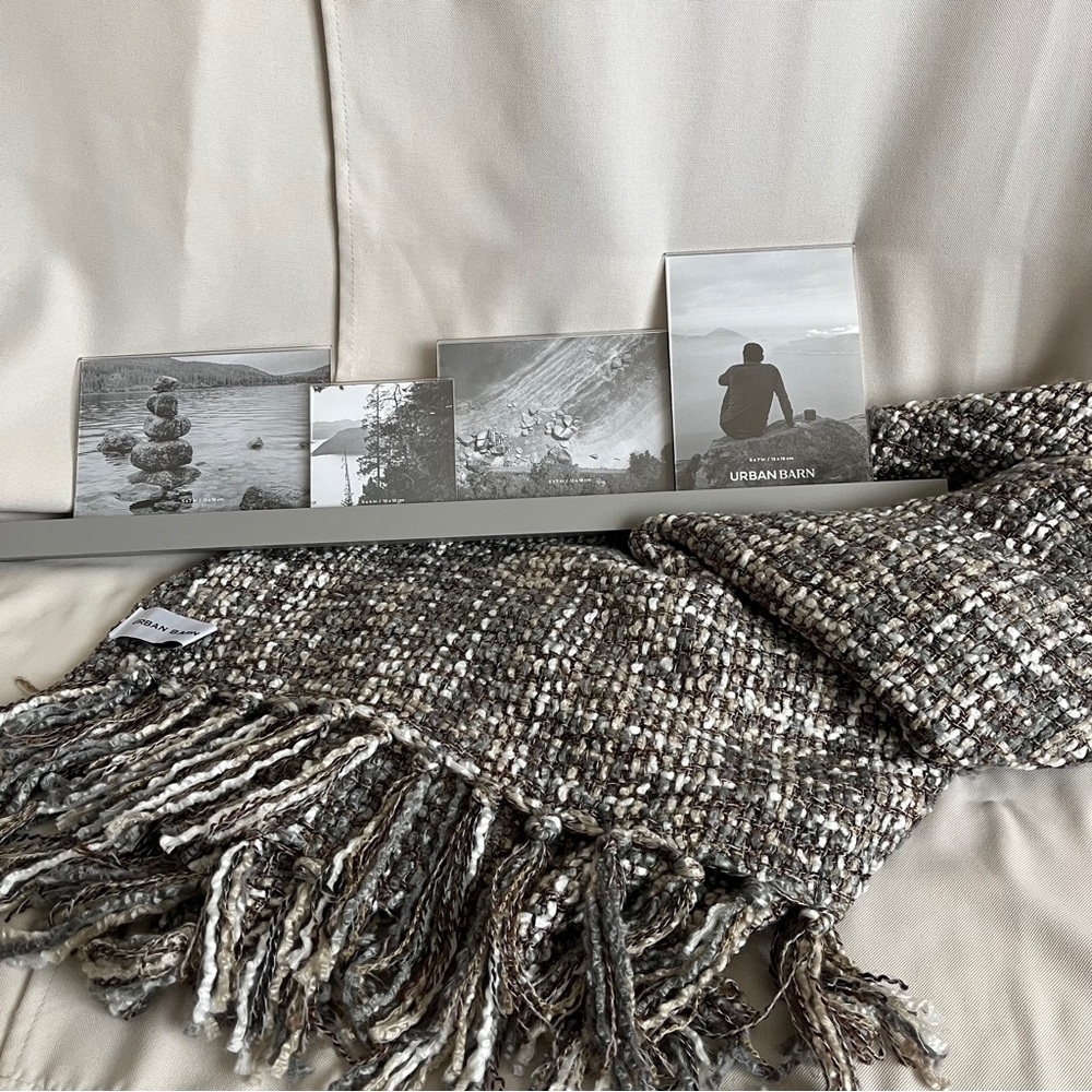 *NEW* Urban Barn Throw and Photo Frames